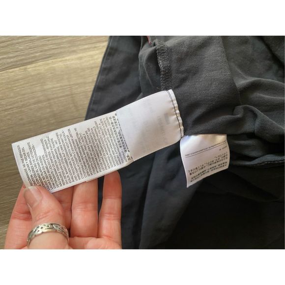 Levi's Perfect Tee Serif Logo T-Shirt Women's Size Large - Picture 7 of 12